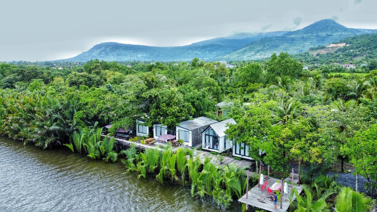 Kampot Riverfront Boutique Eksteriør bilde